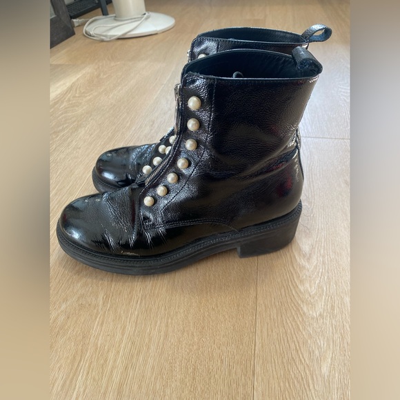 Black zip up boots with pearls size 38 - Picture 3 of 6